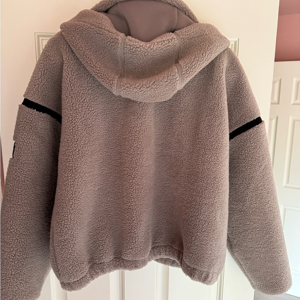 YPB by Abercrombie & Fitch Taupe Sherpa Teddy Hoodie Jacket - Picture 2 of 4